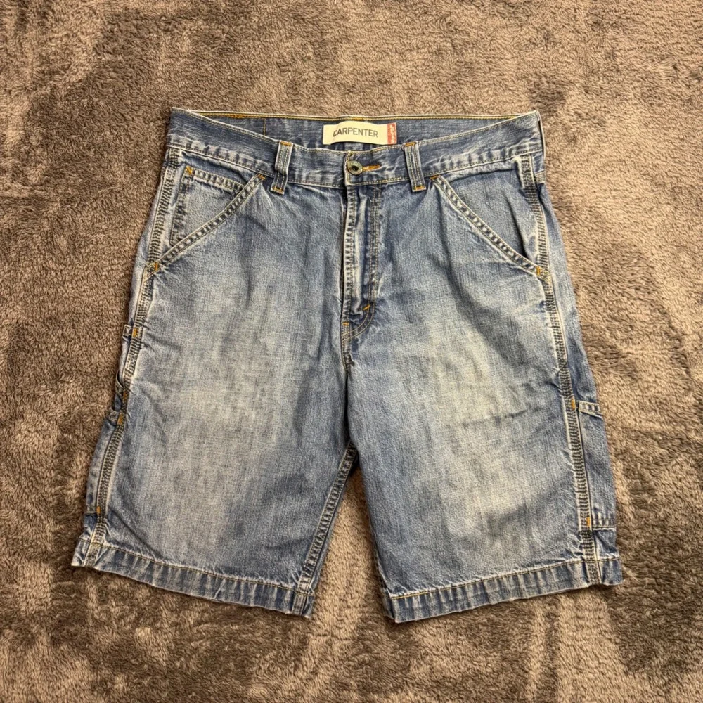 Levis 32 purchase