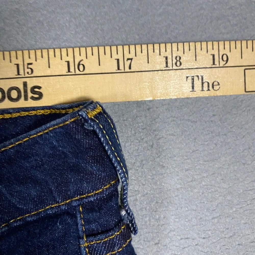 Levis excellent pre