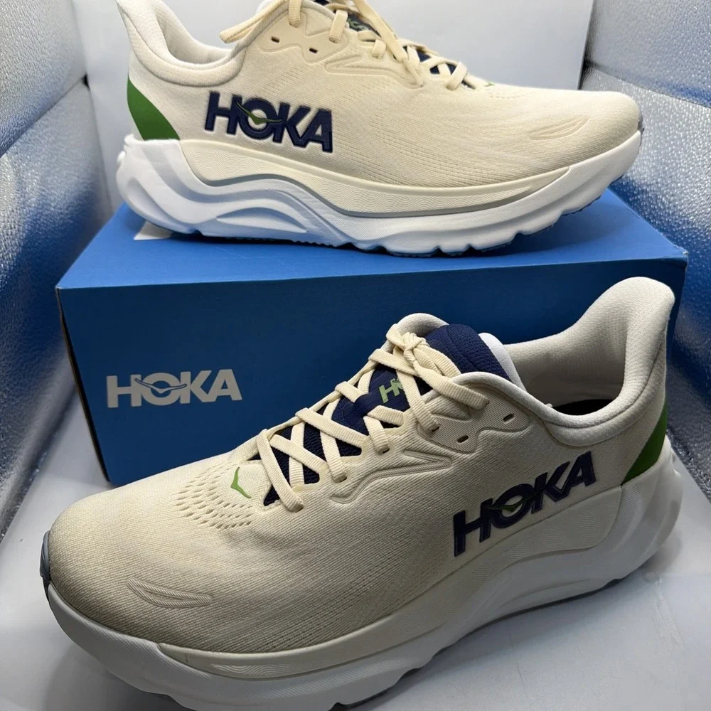 Hoka One One Arahi 8 Mens Shoes. 1168690/ALBST Size 9.5D. NIB