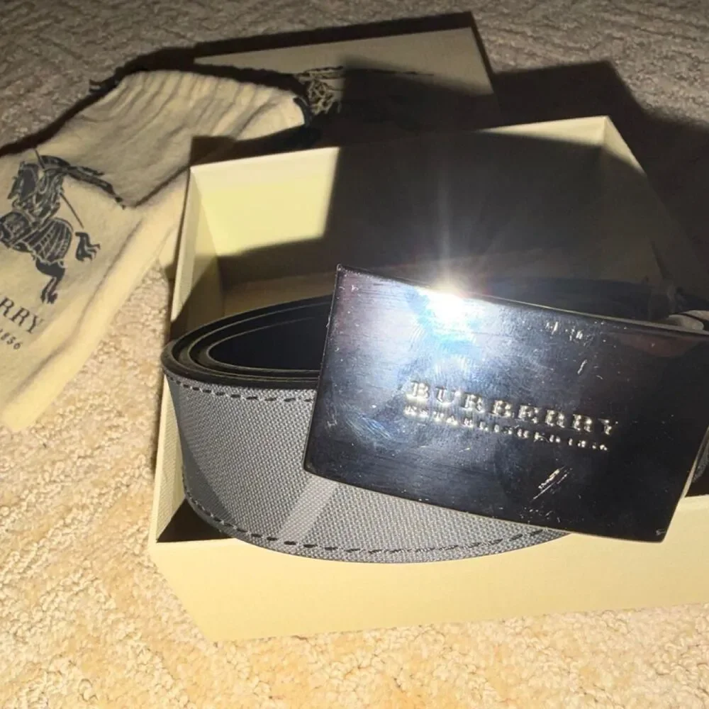 Burberry Men's Gold and Cream Belt