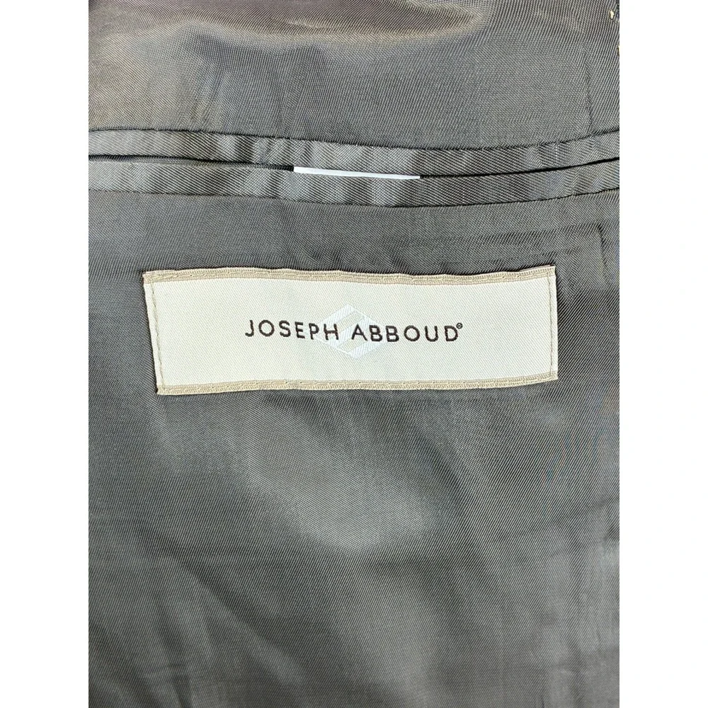 Joseph Abboud no visible