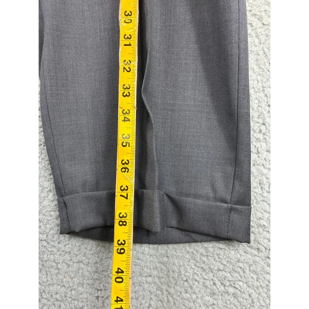 Joseph Abboud no visible
