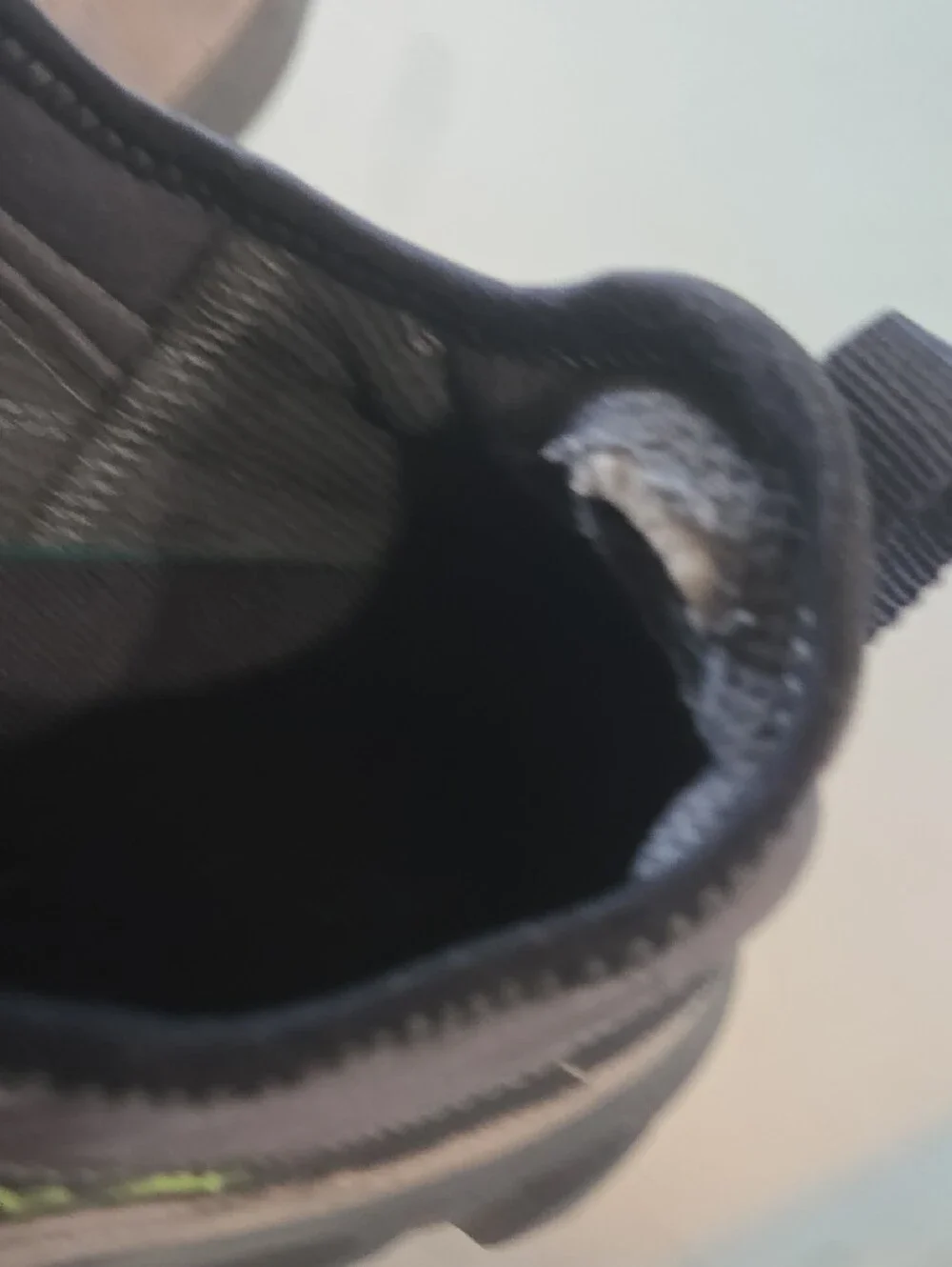 Ecco description durable