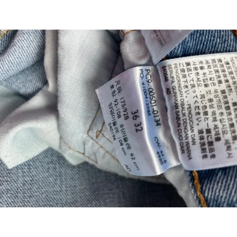 Levis men size