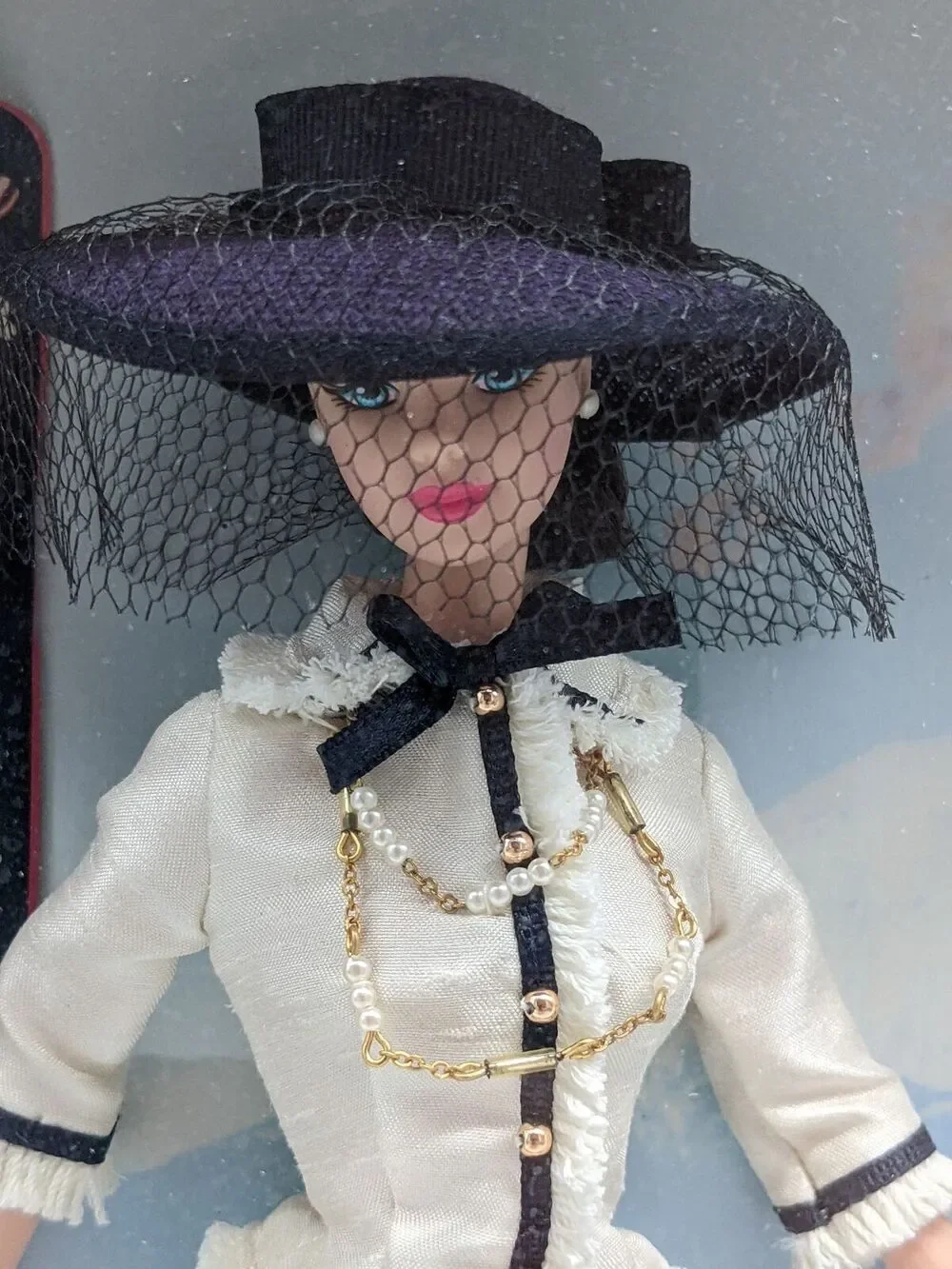 Barbie - Spring in Tokyo Doll - 1998 -City Seasons 19430