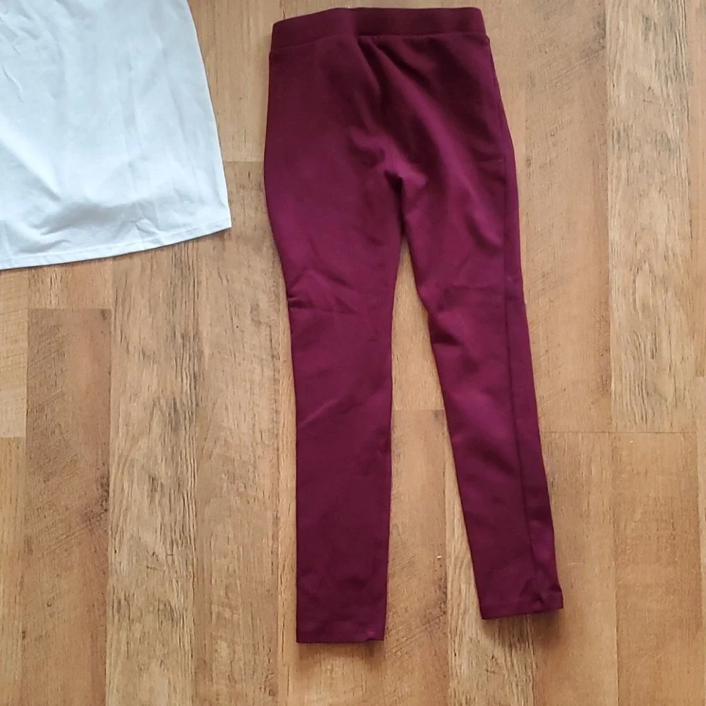Knitworks burgundy unicorn