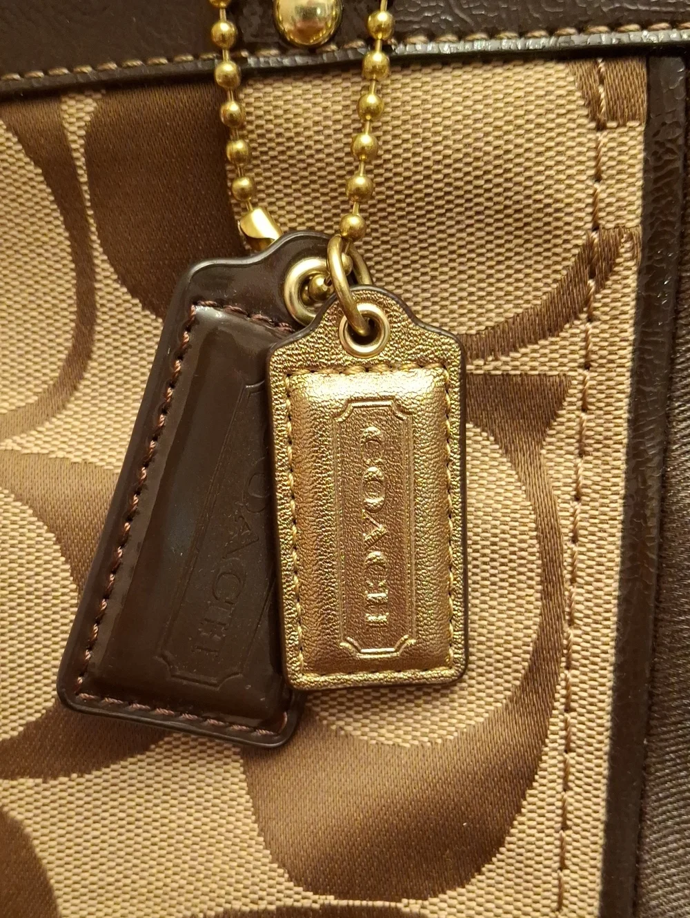 Coach signature pattern