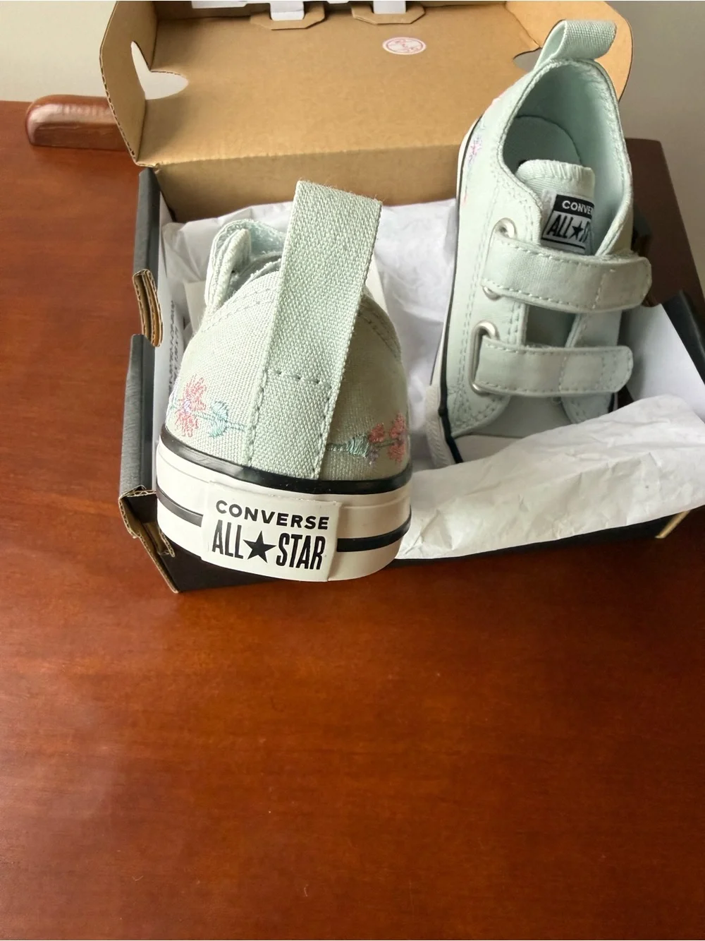 Converse brand new