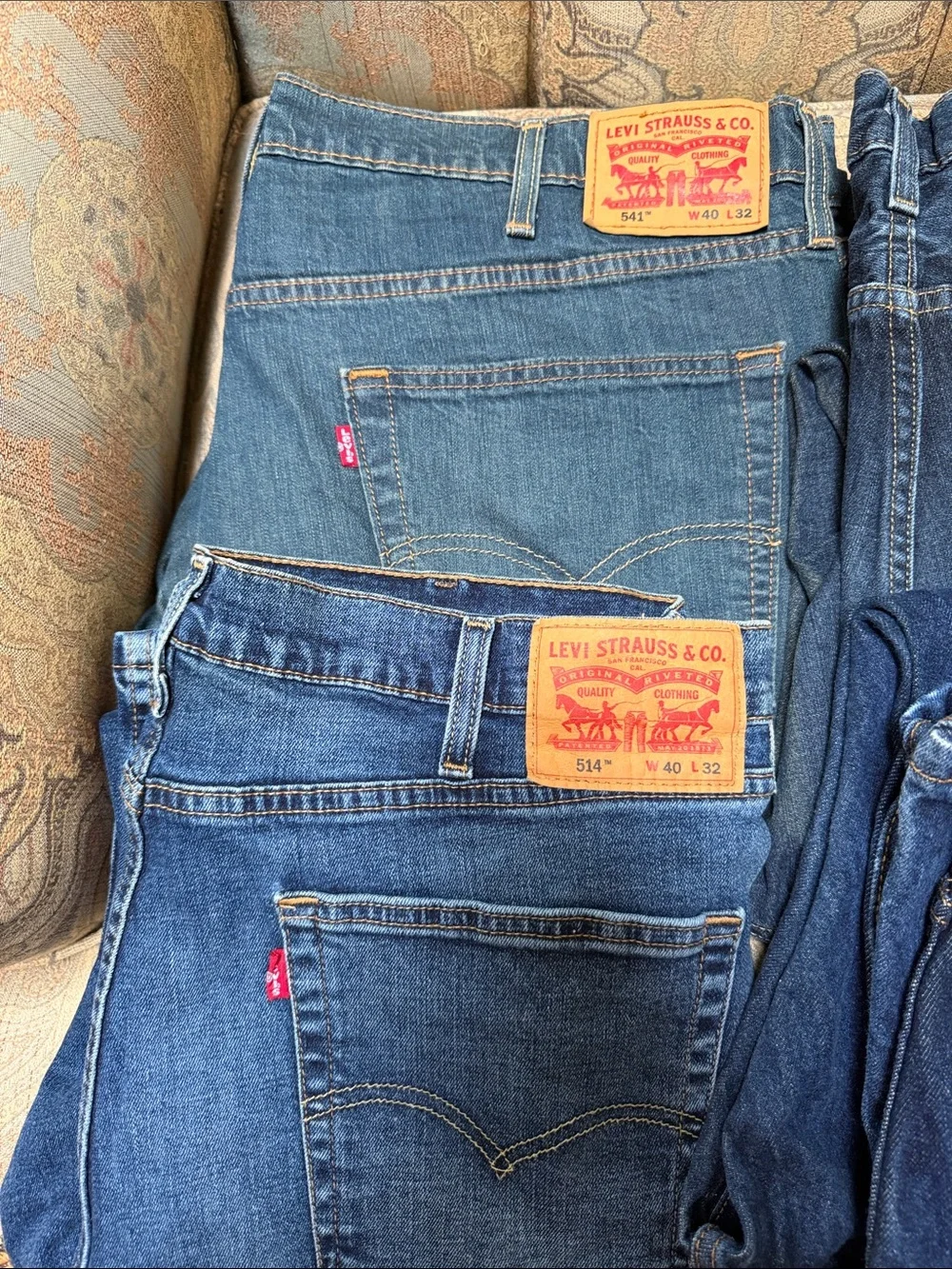 LEVI’S Four!!! Pair Bundle 40/32