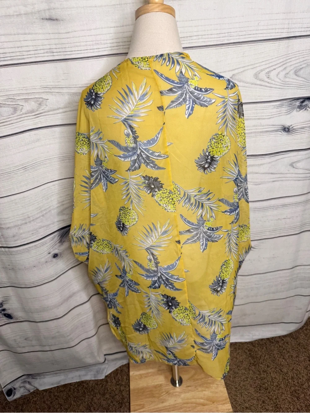 N/A lightweight yellow