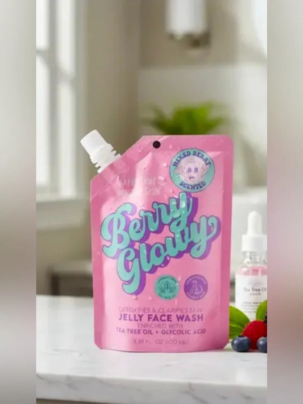 Berry Glowy Jelly Face Wash – Tea Tree Oil + Glycolic Acid 3.38fl Oz
