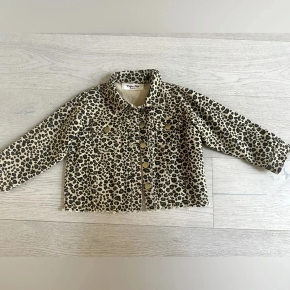 Coffee Talk girls Cheetah print raw hem jeans jacket 5T