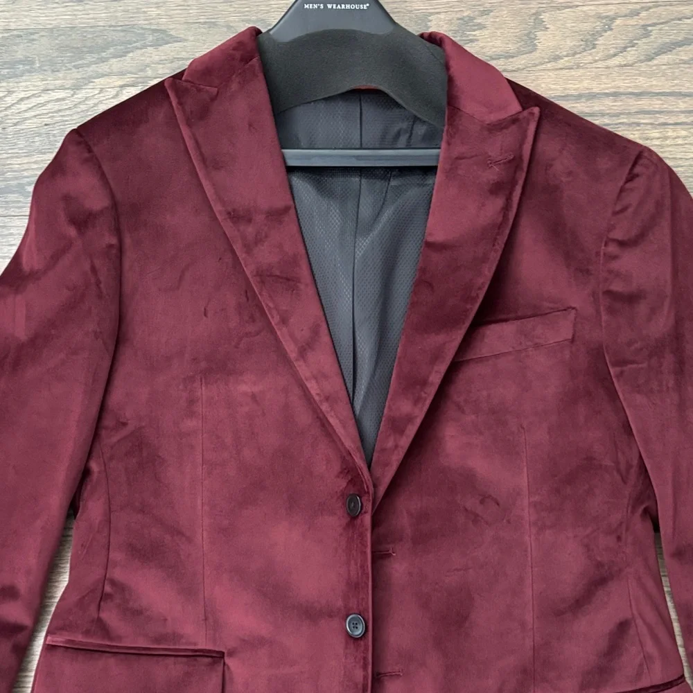Mens Wearhouse luxurious burgundy