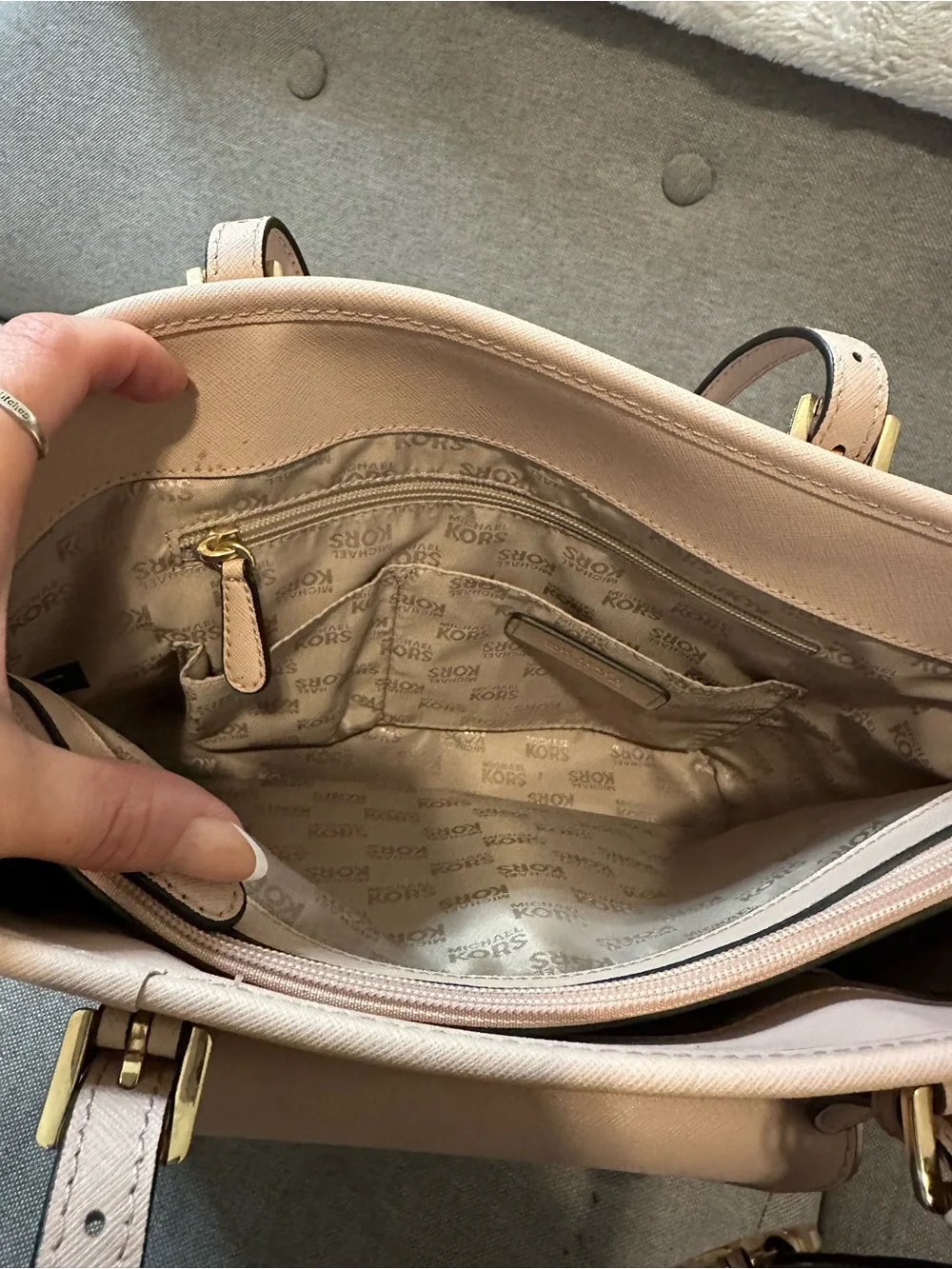 Michael Kors used 2x