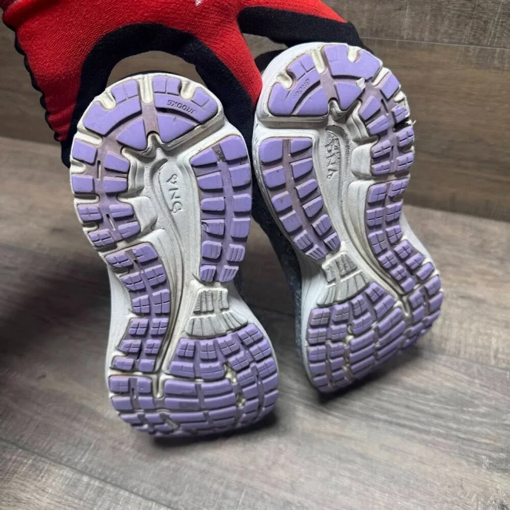 Brooks anthem grey