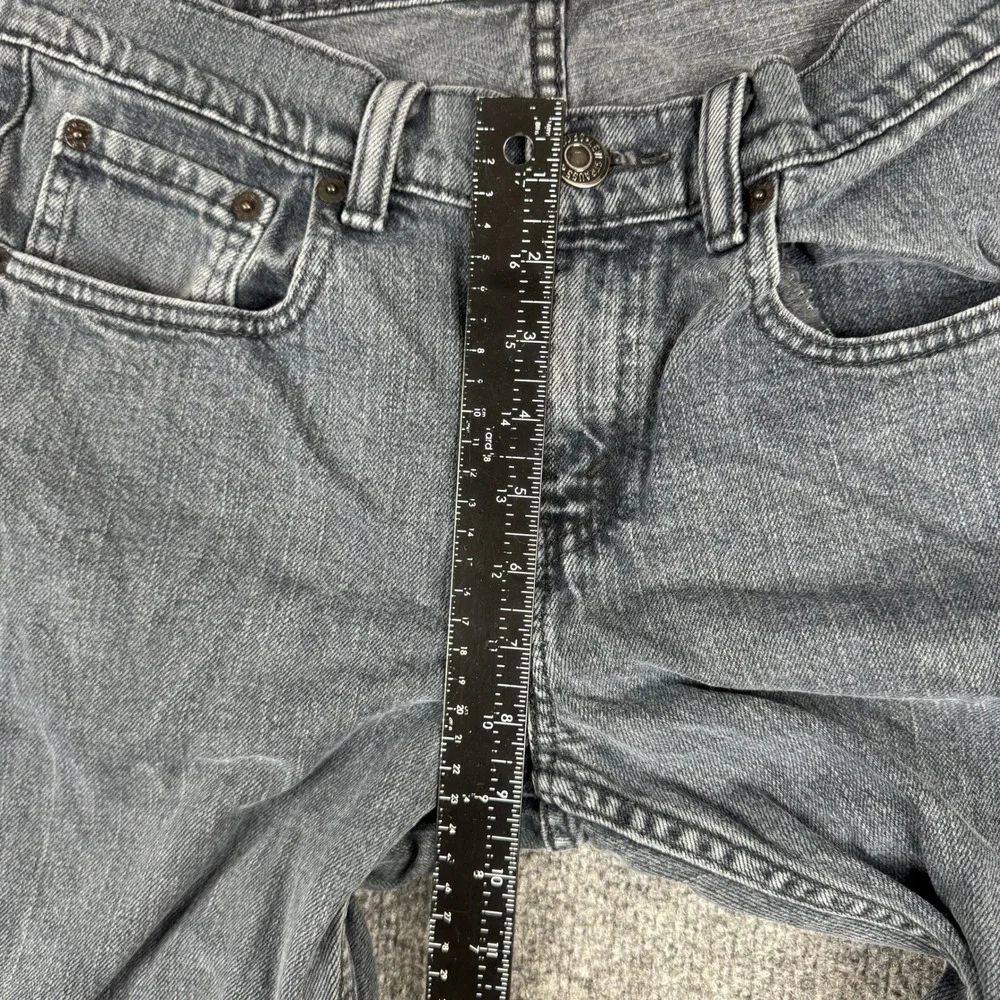 Levis fit noticeable