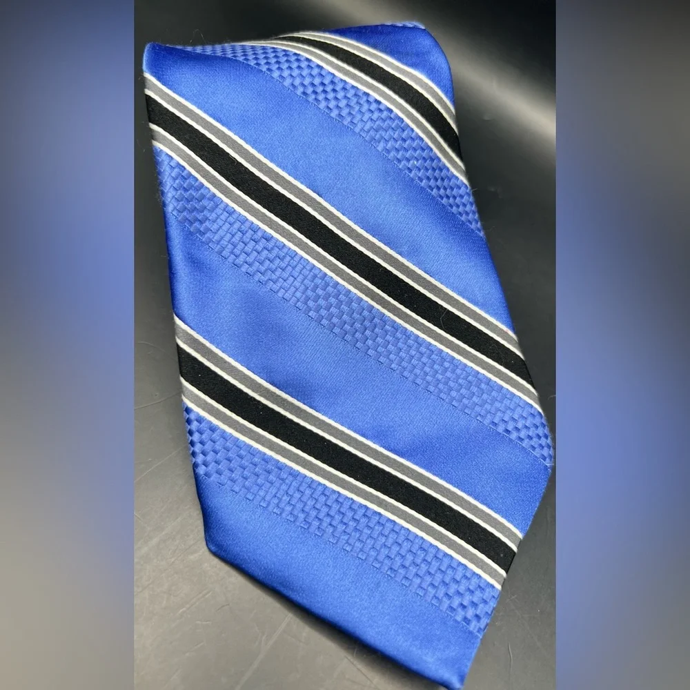 Bugatti mens blue