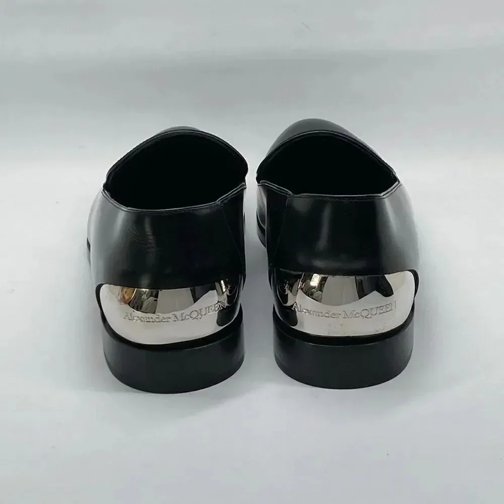 Alexander McQueen never worn