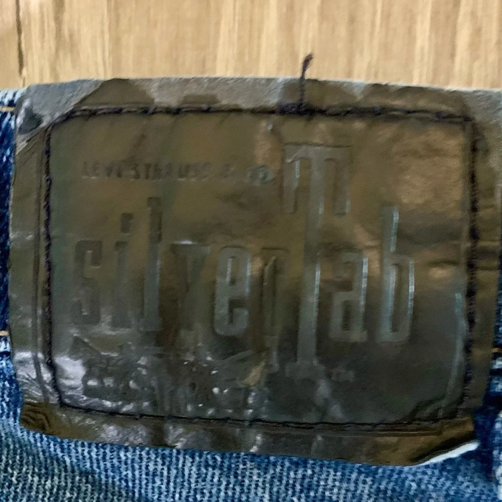 VINTAGE Levis SilverTab Loose Jeans Men Tag 29x34 (Actual 27x33)‎ Blue 90s Y2K