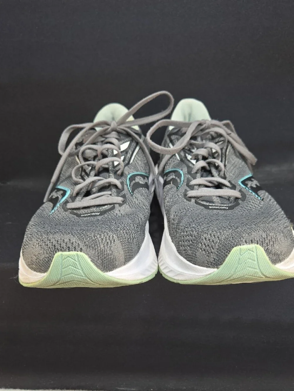 Saucony breathable gray
