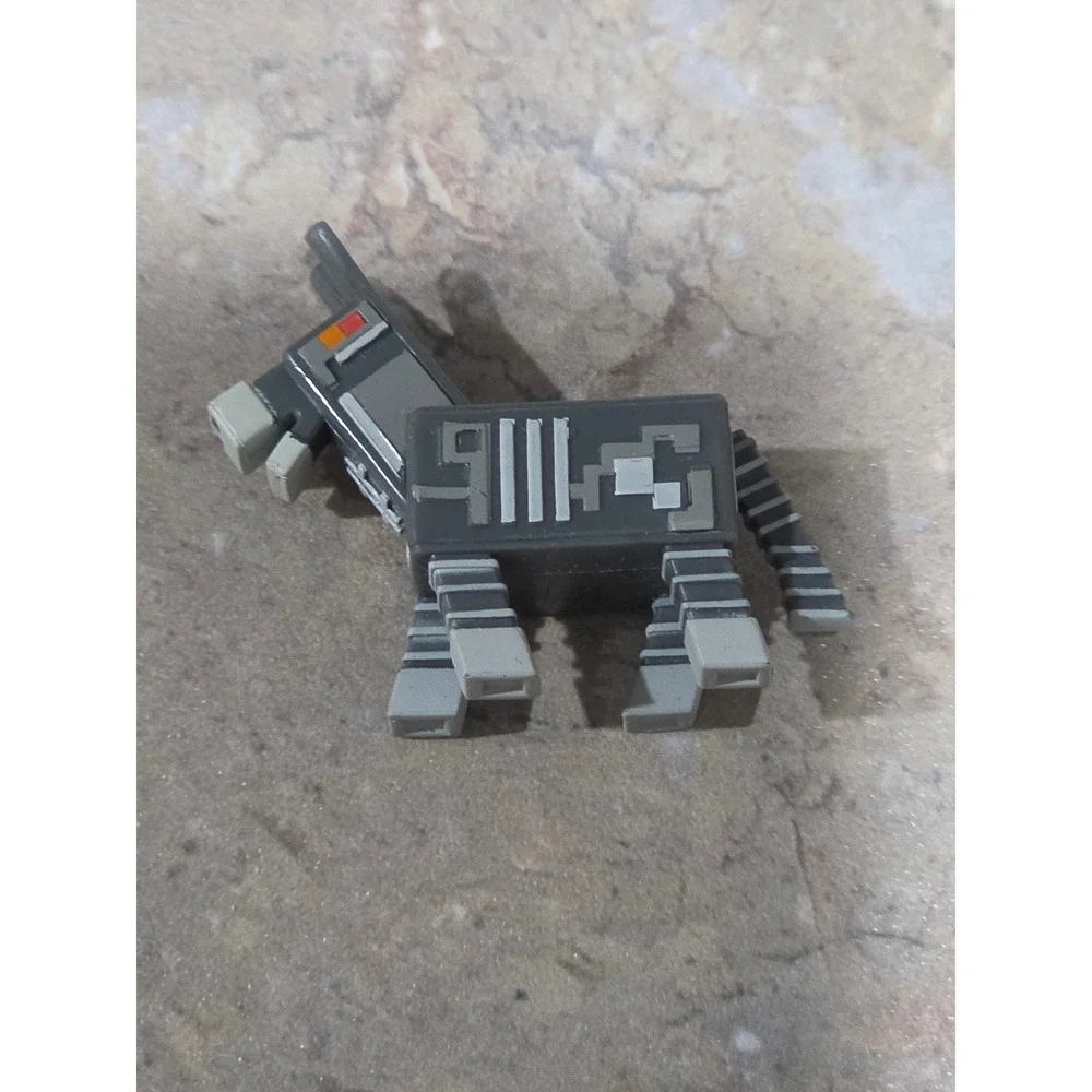 Minecraft Mini Figures Series 2 Skeleton Horse‎ Grey Collectible Toy 1 Inch
