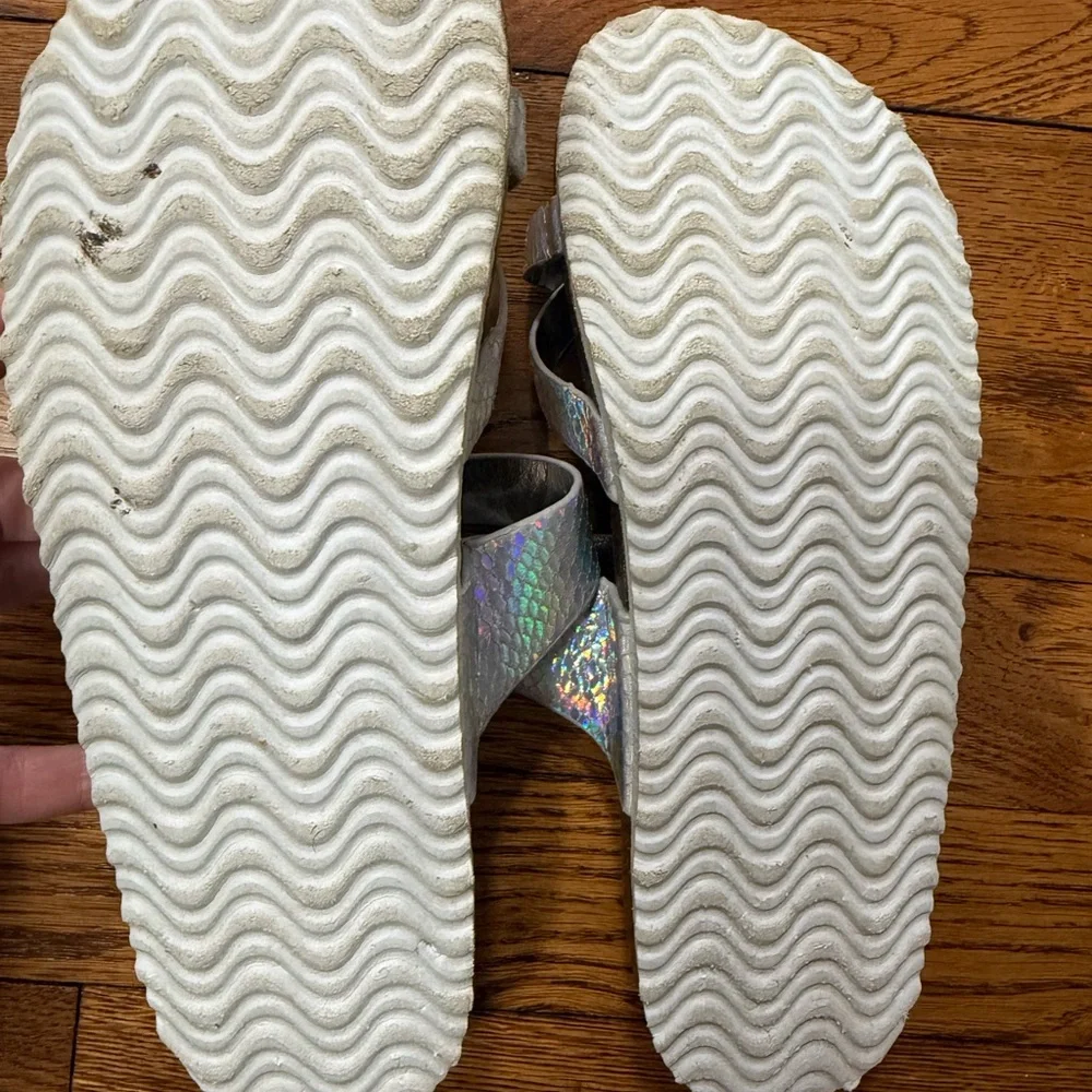 Steve Madden holographic slide