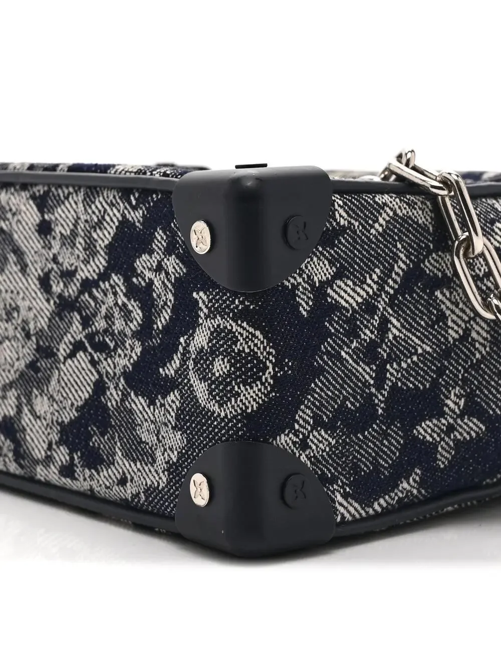 Louis Vuitton elevate your