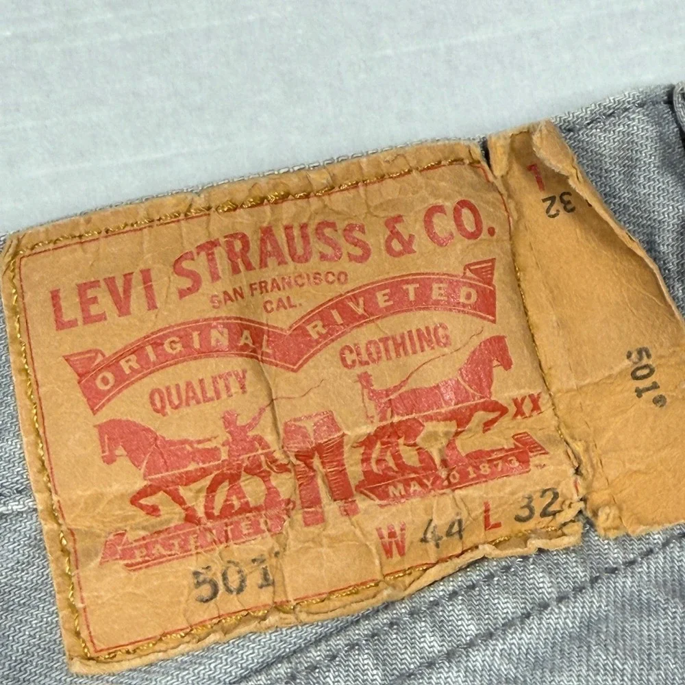 Levis item levis