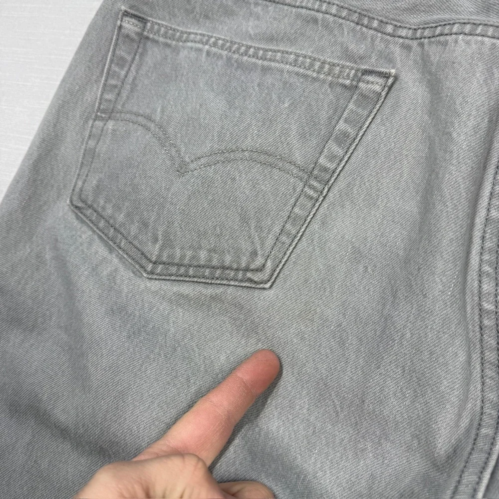 Levis item levis