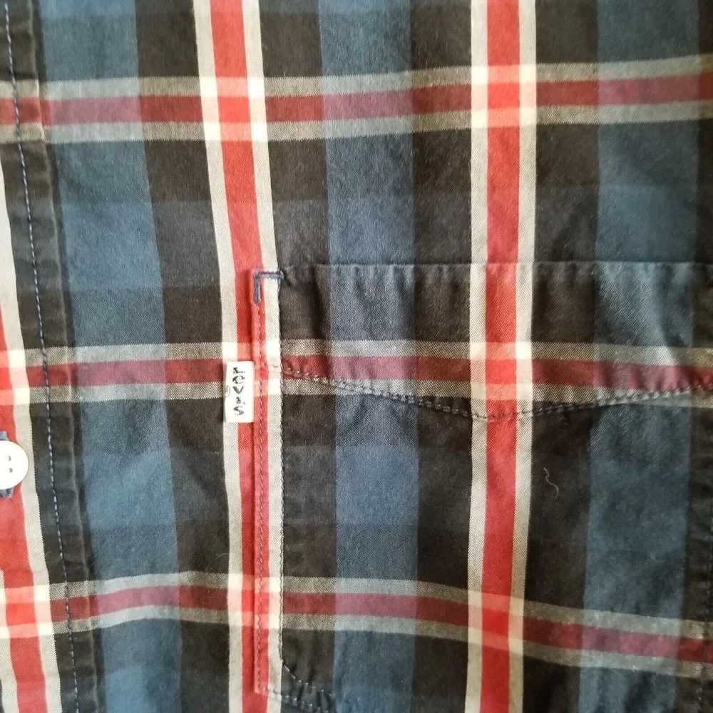 Levi's Men's Button Up Shirt 2XL Red Plaid Modern Fit Pocket Long Sleeve Check‎