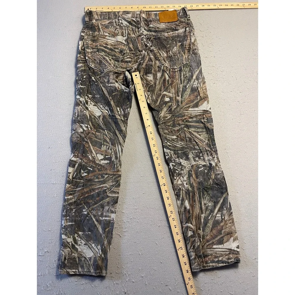 Levis 33 finished tab