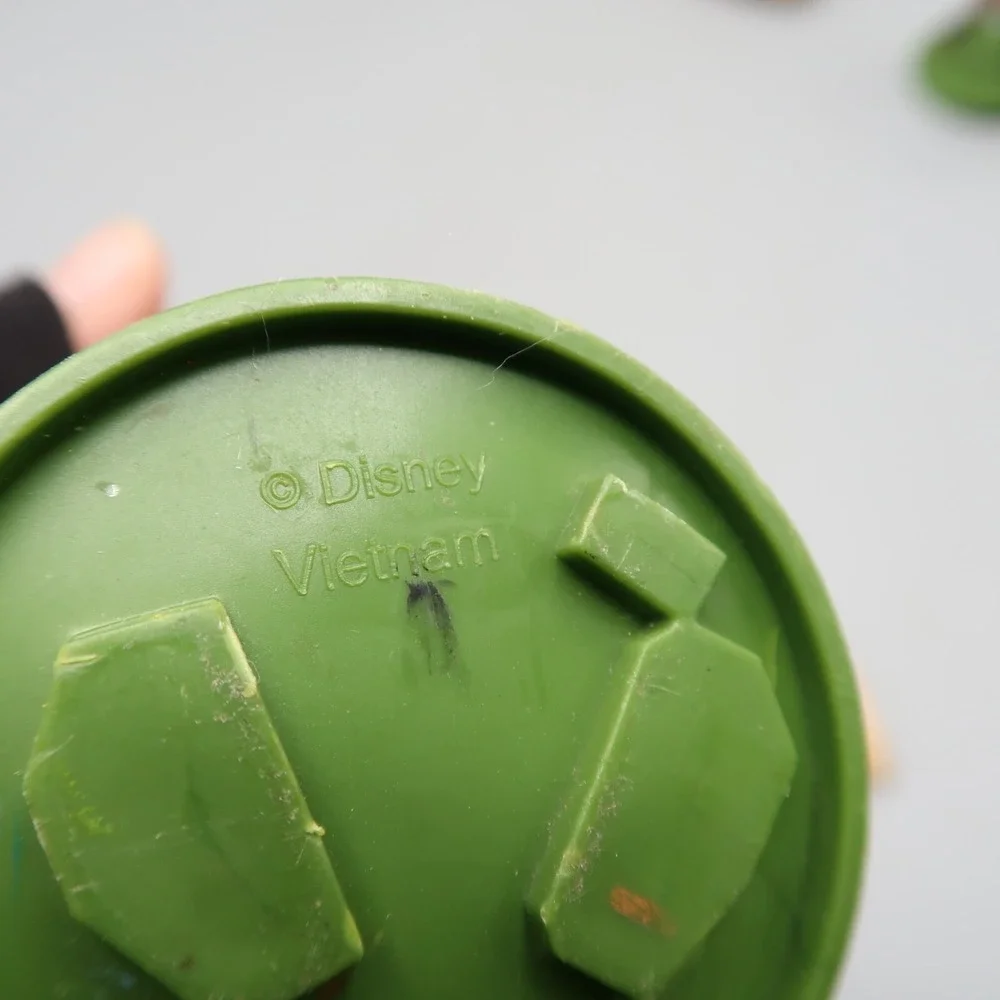 Disney welcome pocket