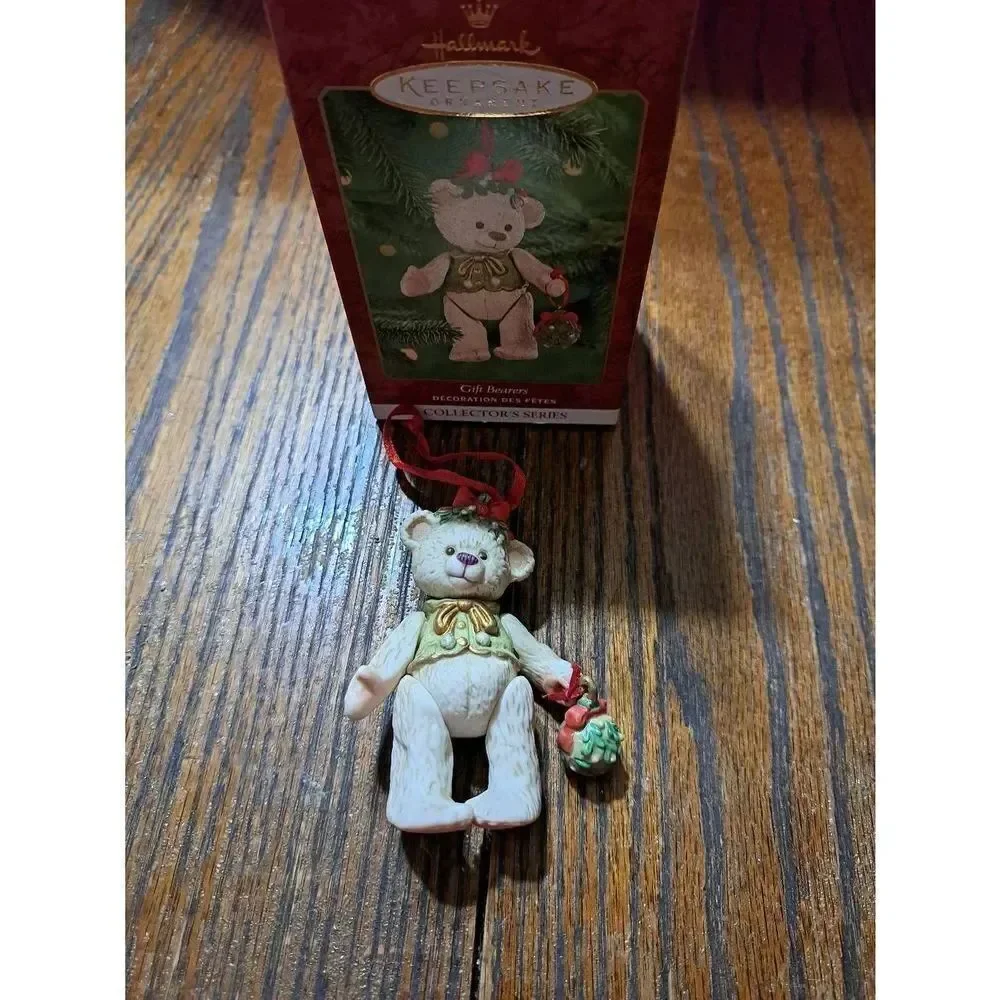 Vintage 2000 Y2K Hallmark Keepsake Gift Bearers #2 Christmas Ornament
