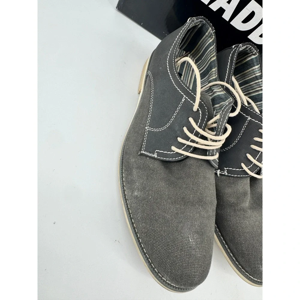 Steve Madden step out
