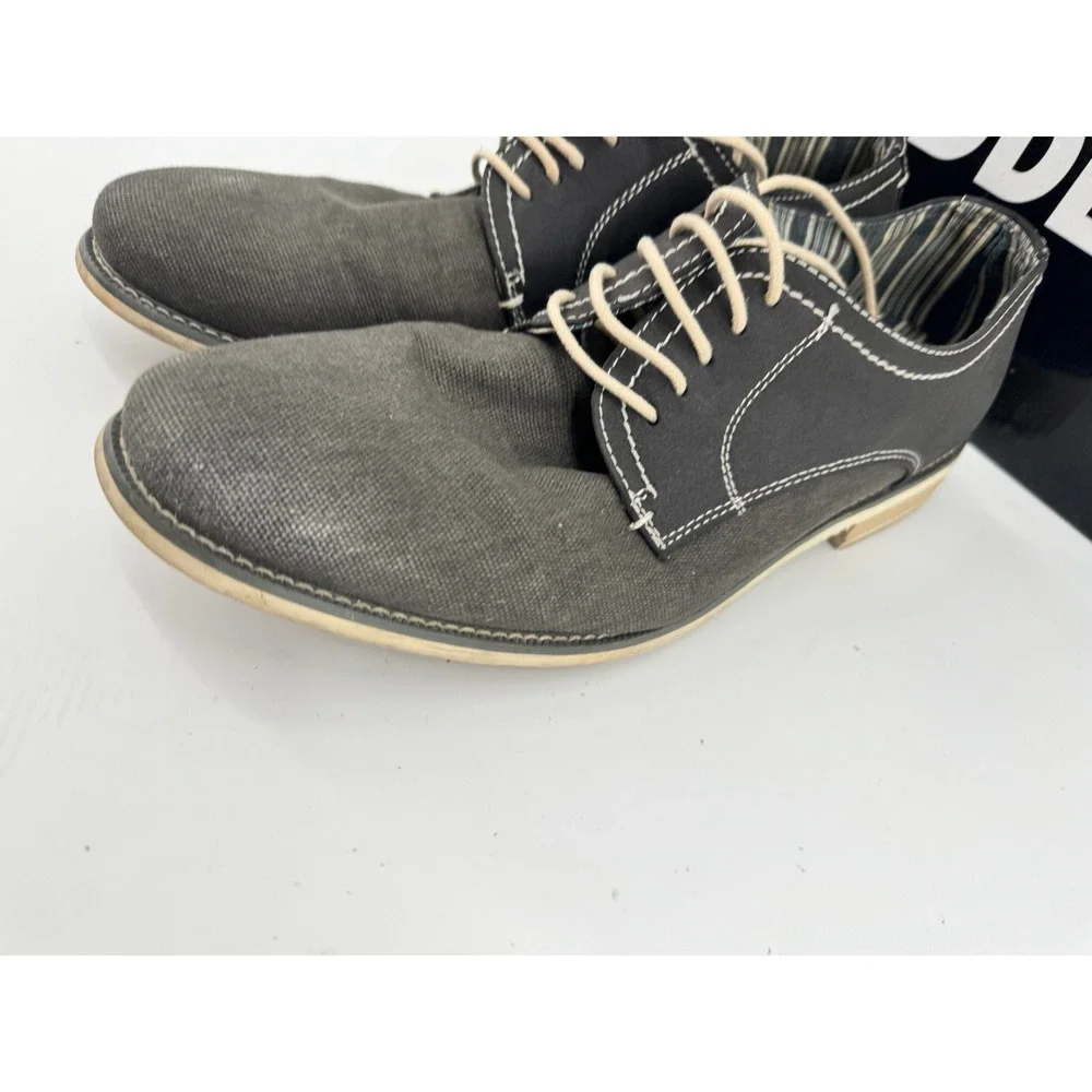 Steve Madden step out