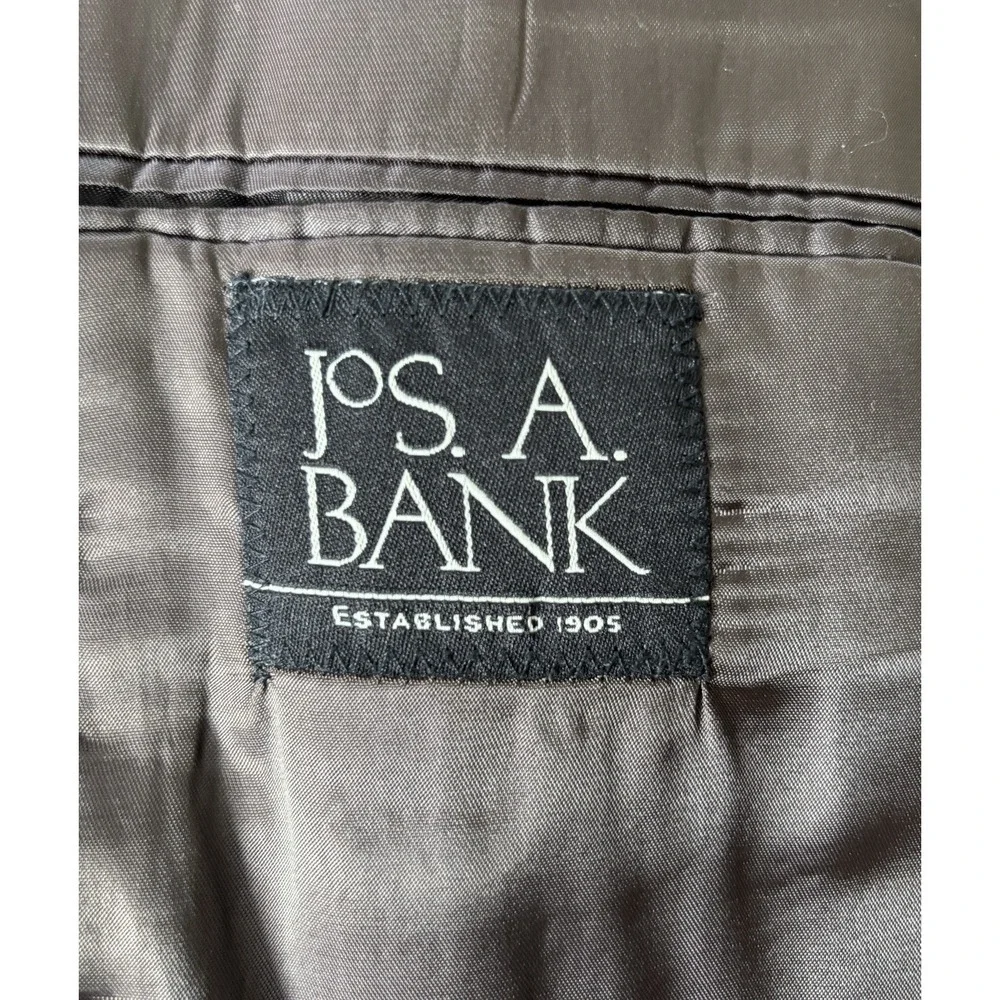 Jos. A. Bank ecommerce been