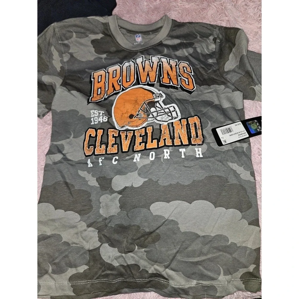 Cleveland Browns NFL Football‎ Camo T-Shirt Youth Size XL (18/20) NWT