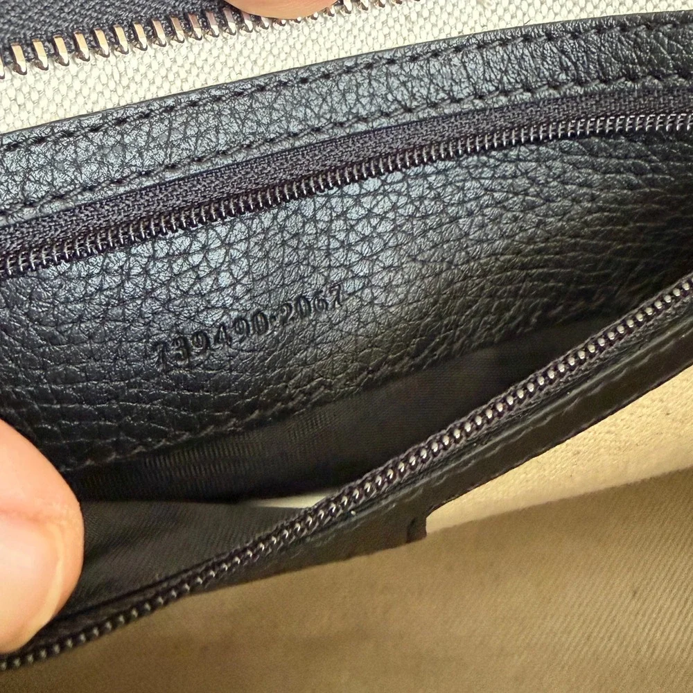 Gucci grained leather
