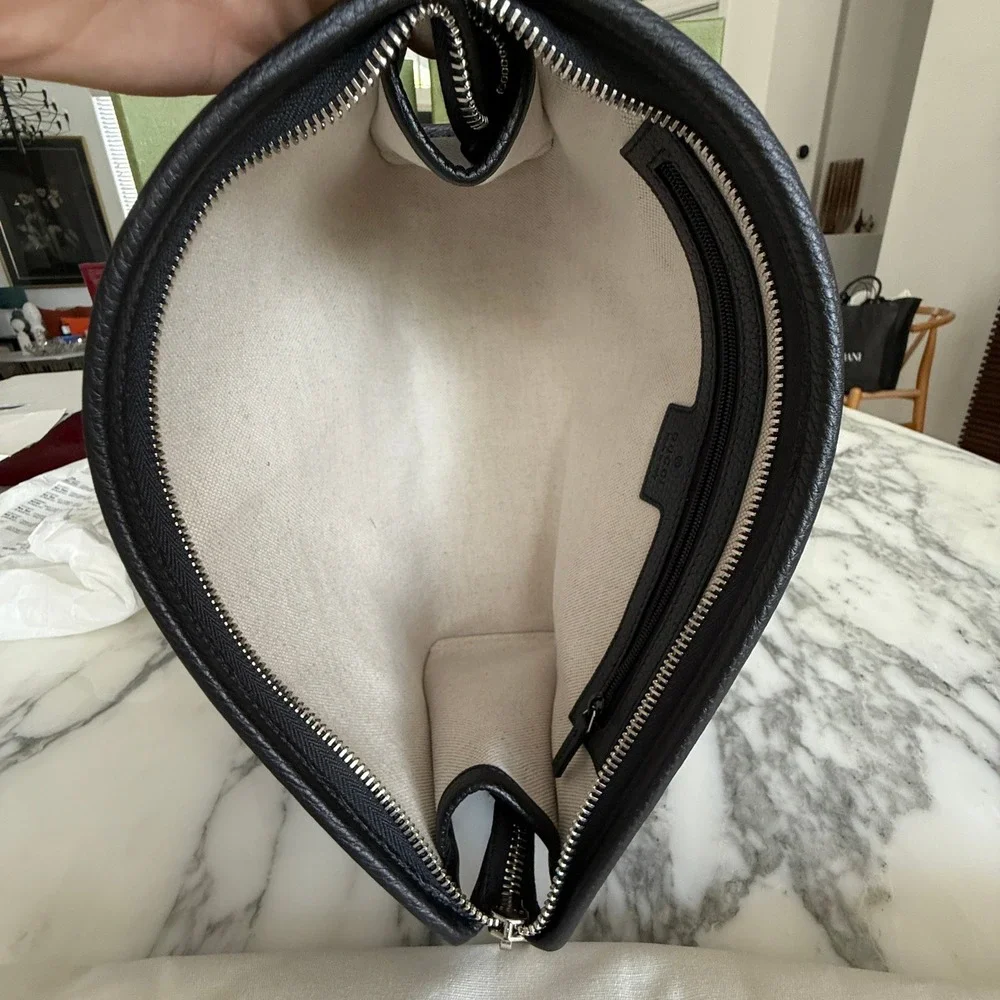 Gucci grained leather