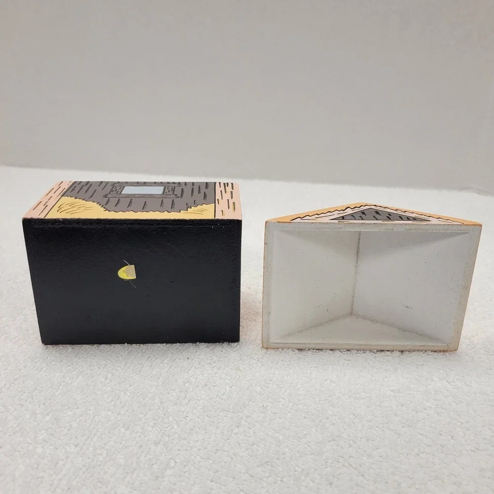 N/A wooden minature