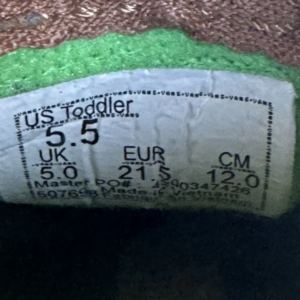 Vans product pair