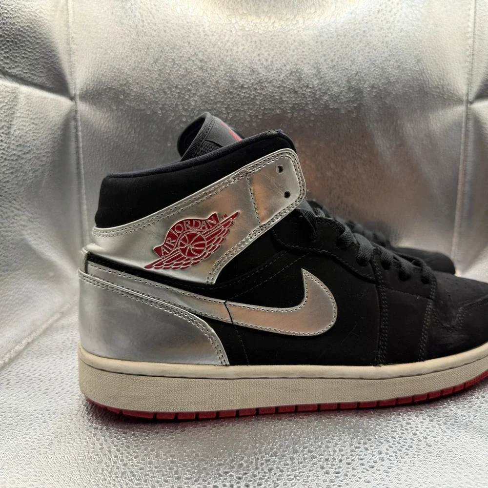 Jordan product pair
