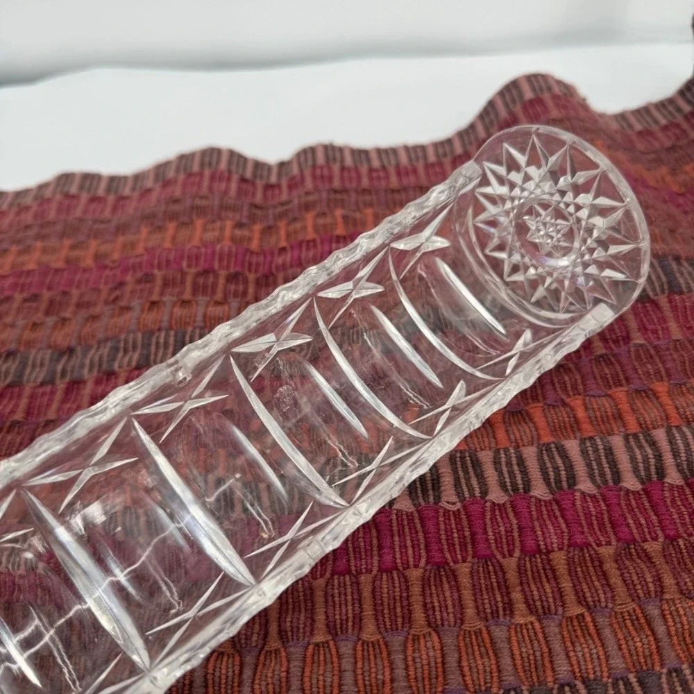 Vintage Clear Plastic Crystal Cut‎ Lucite Cracker Holder Server Tray-9