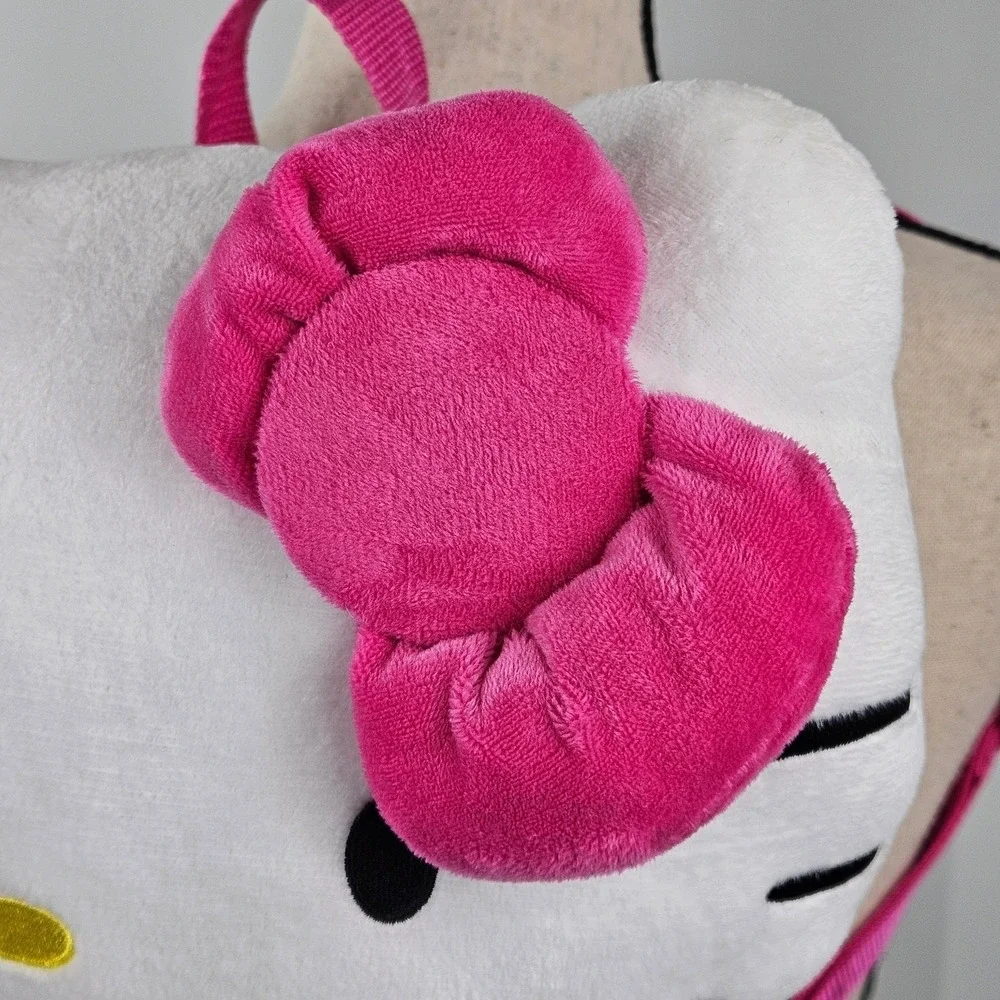 Hello Kitty hello kitty