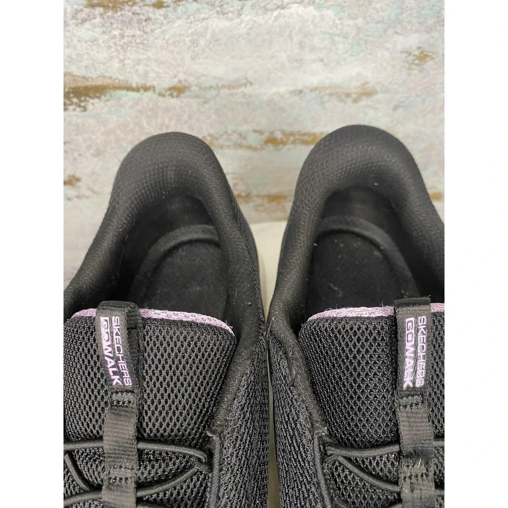 Skechers collar flexible style