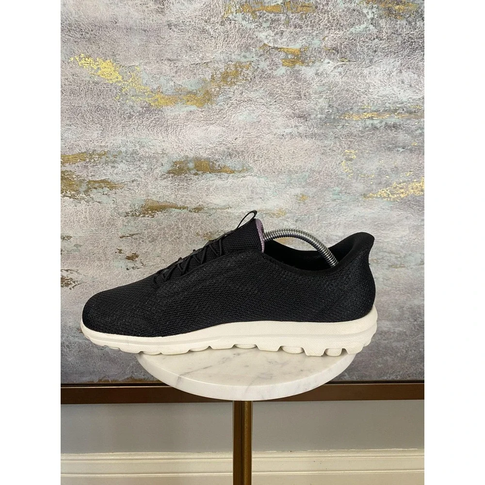 Skechers outsoles light logo