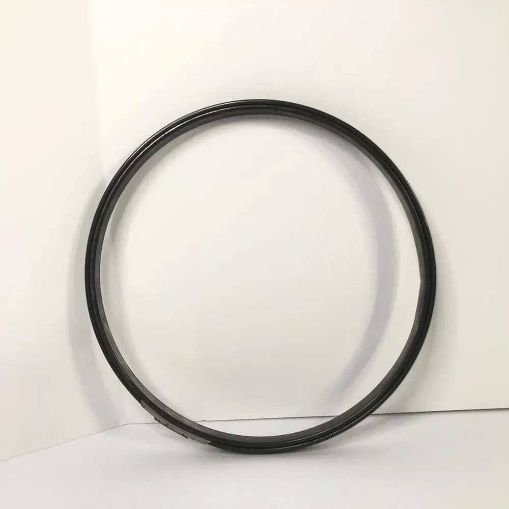 vintage embroidery hoop metal and cork with spring as is not marked 7 inch round