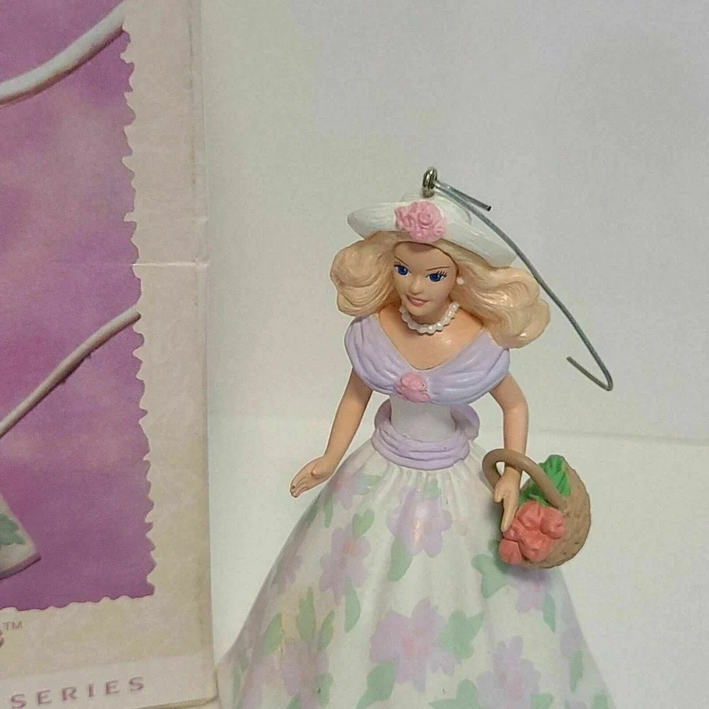 Hallmark charming keepsake