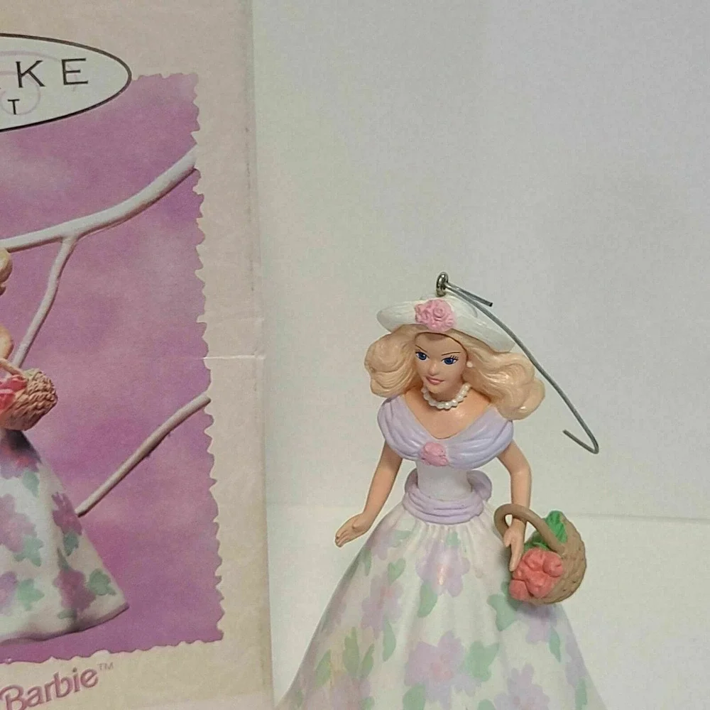 Hallmark charming keepsake