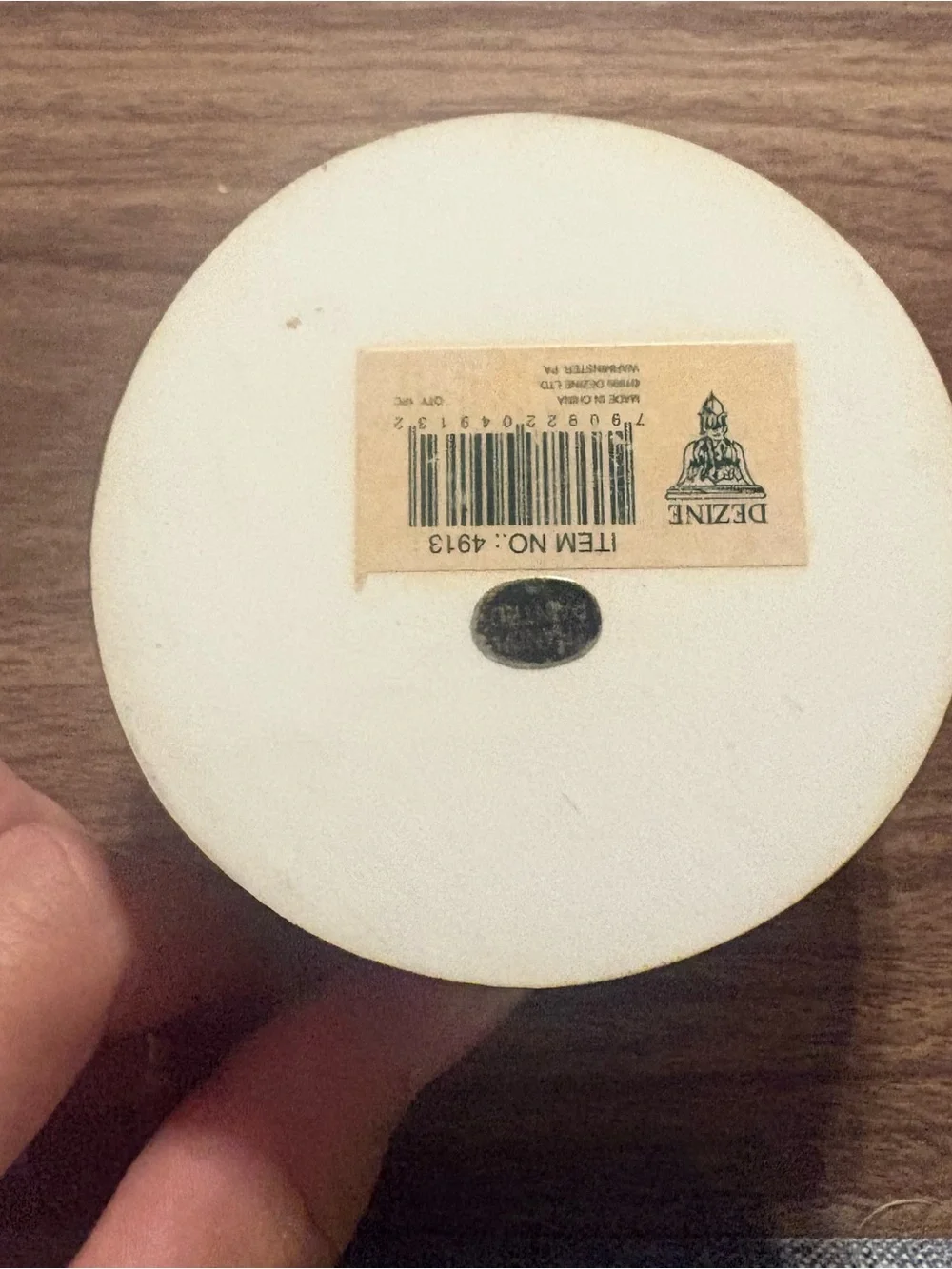 Dezine round decorative